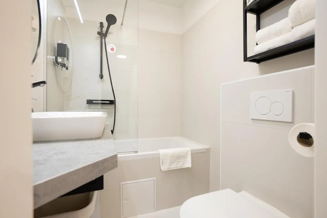 Bright Stylish Apartment In A Top Location Viyana